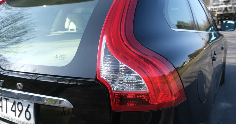 Volvo XC 60 cena 54999 przebieg: 268745, rok produkcji 2016 z Poznań małe 529